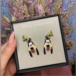 NEW IN BOX Disney x Baublebar Goofy studded statement earrings